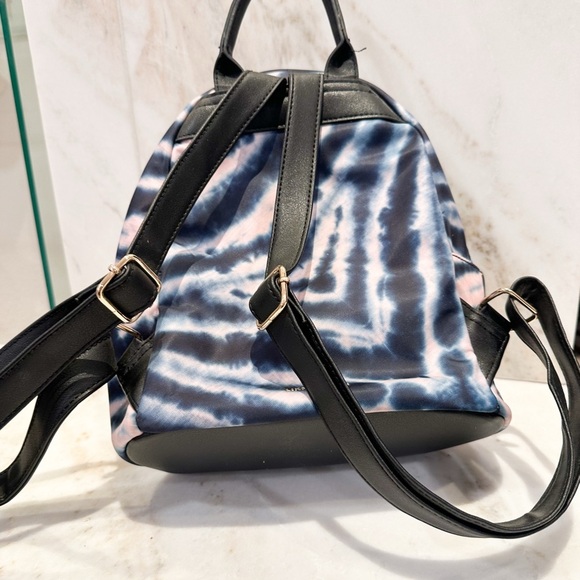 LIKE DREAMS Tie-Dye Backpack - Picture 12 of 14